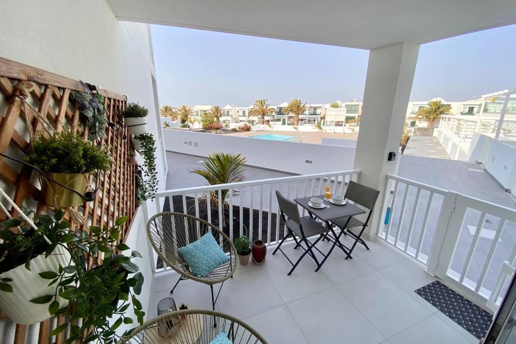 Oasis View Lanzarote Apartment Коста Тегисе Екстериор снимка